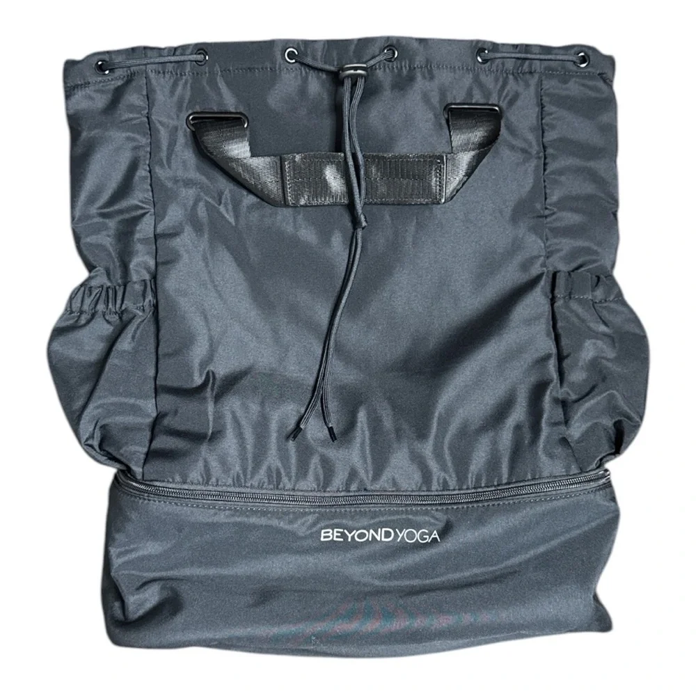 BEYOND YOGA BLACK CONVERTIBLE GYM BAG DRAWSTRING TRAVEL BACKPACK